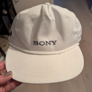 Sony White Cap